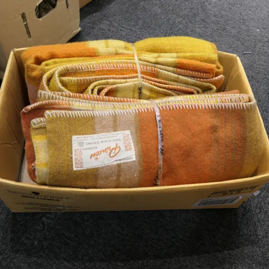 2 ONEHUNGA WOOLLEN MILLS PRINCESS BLANKETS TIKI LABEL