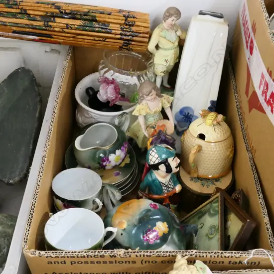 LOT ASST CHINA/FIGURES/PARASOL /CRYSTAL ETC