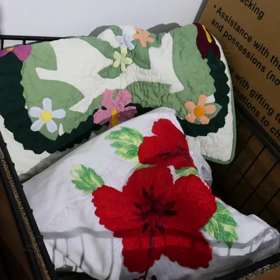 COOK IS TIVAEVAE EMBROIDERY+4 NUIE EMBROIDERIES