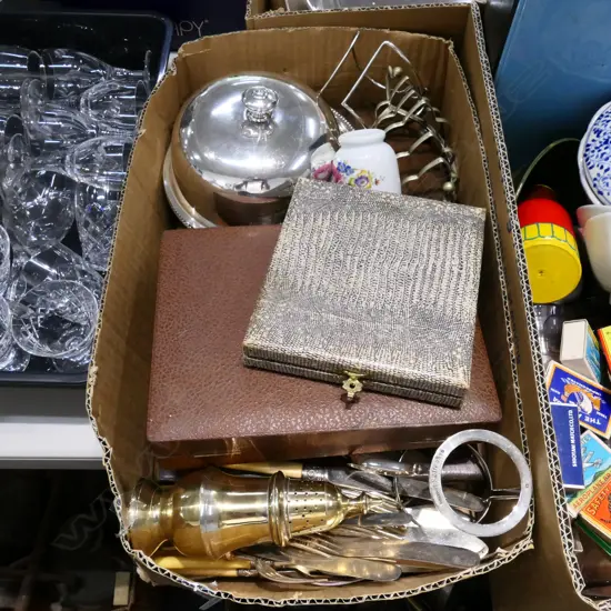 LOT ASST EP INCL. CANTEEN ETC