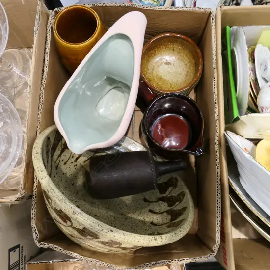 BOX LOT ASST. CERAMICS