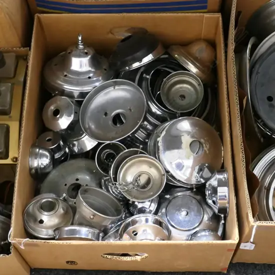 BOX LOT VINTAGE LIGHT FITTING ATTACHMENTS