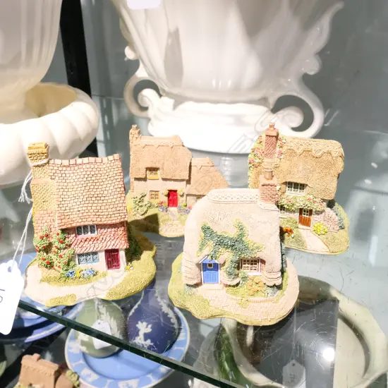 4 X LILLIPUT HOUSES ONE AF CHIPPED