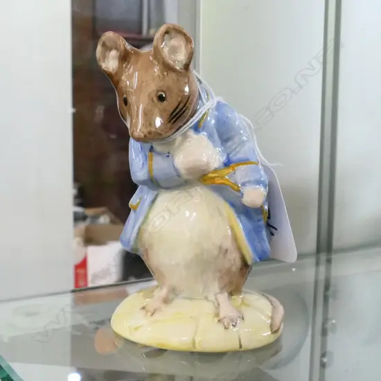 ROYAL ALBERT BEATRIX POTTER FIGURE 'GENTLEMAN MOUSE'