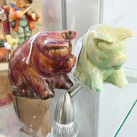 2 X CROWN LYNN PIGS AF (BOTH WITH REPAIRED EARS)