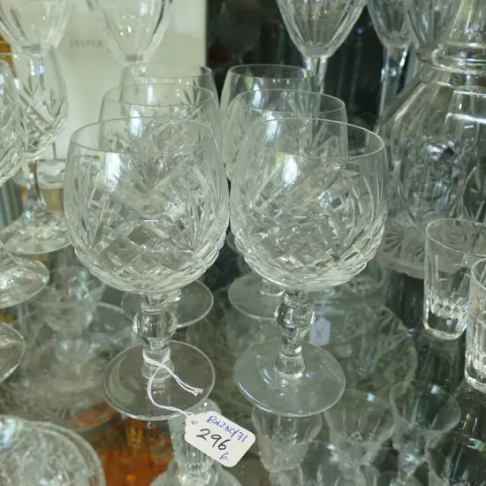 6 CRYSTAL WINE GLASSES