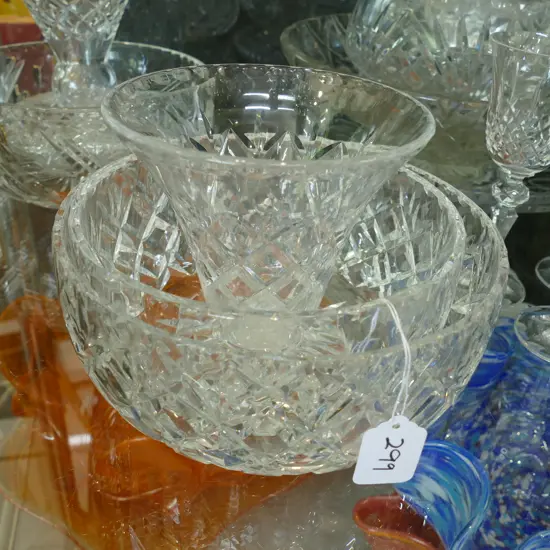 2 CRYSTAL BOWLS & A CRYSTAL VASE