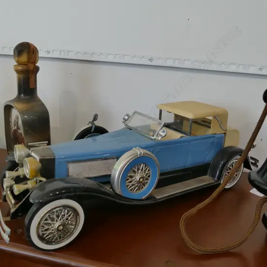 JIM BEAM DECANTER BLUE AMERICAN VINTAGE COUPE L470MM