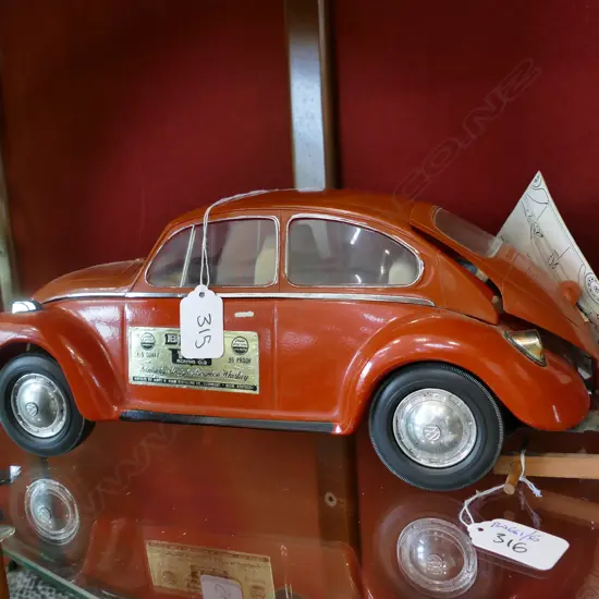 JIM BEAM DECANTER RED VW BEATLE L370MM