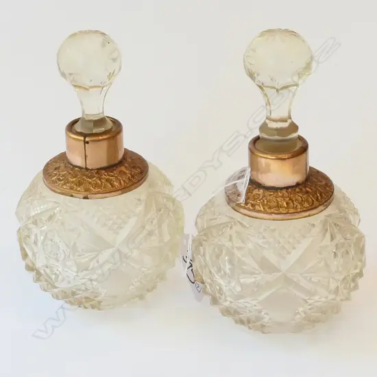PR OF 9CT MOUNTED SCENT BOTTLES