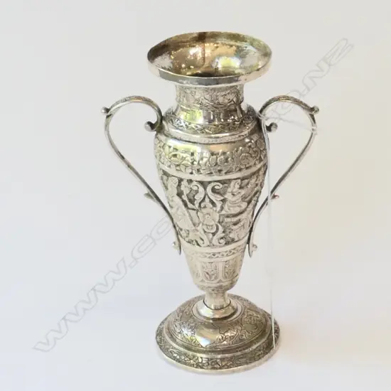 Heavy silver vase two handles 141 grams Indian or arabic
