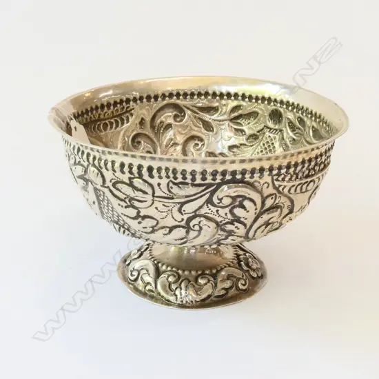 Kandy Sri Lankan  silver pedestal bowl  120 grams