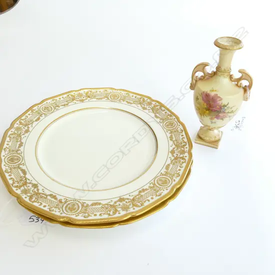 2 DOULTON GILDED PLATES + WORCESTER VASE D 260 MM
