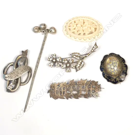 6 PCES OF ASST. VICTORIAN JEWELLERY