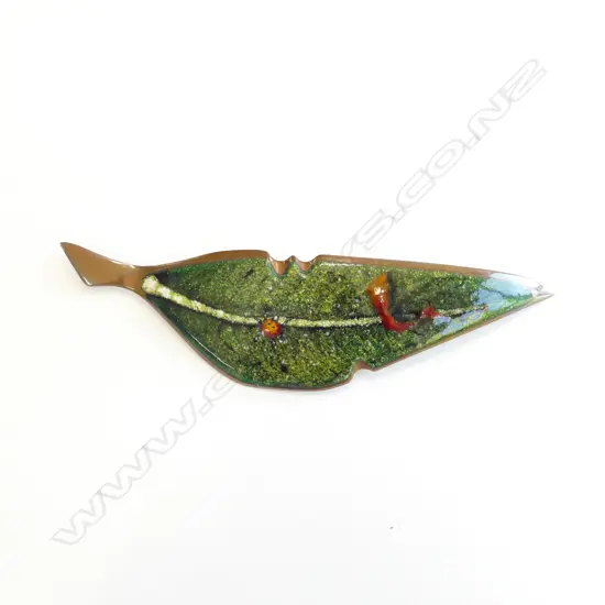 ALAN HEYWOOD COPPER/ENAMEL GUM LEAF BROOCH