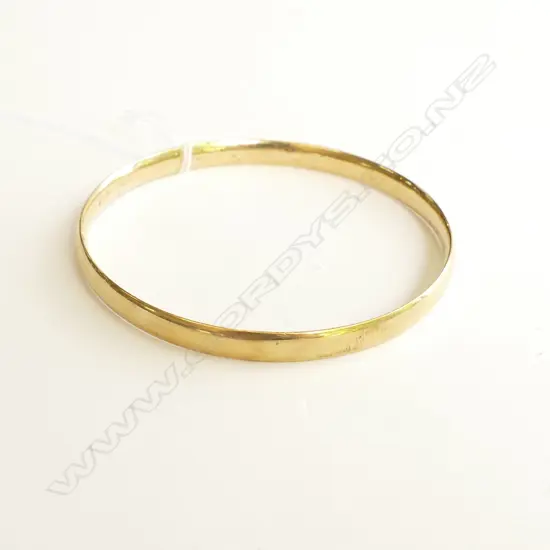 9CT GOLD BANGLE 22.10gms
