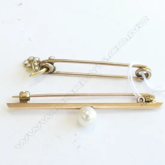 TWO 9CT GOLD AND PEARL BROOCHES