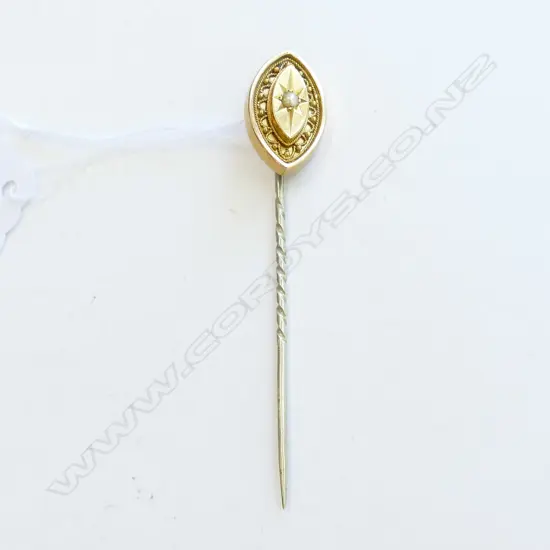 9CT ? SEED PEARL STICK PIN