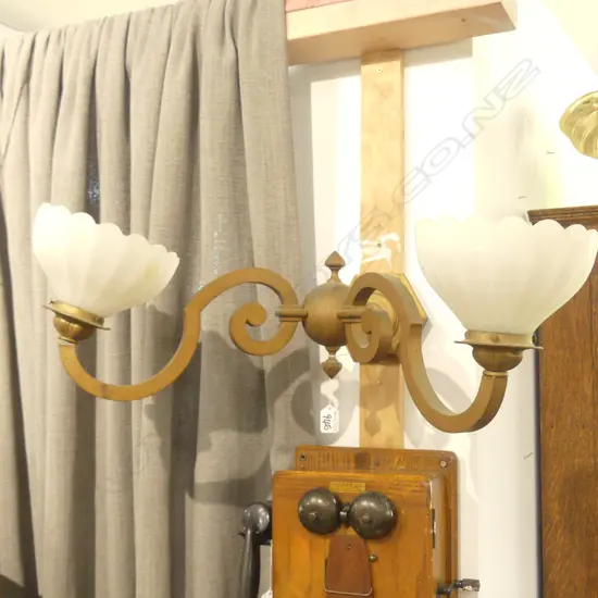 LARGE 2 ARMED GOLD PAINTED METAL LIGHT FITTING AF