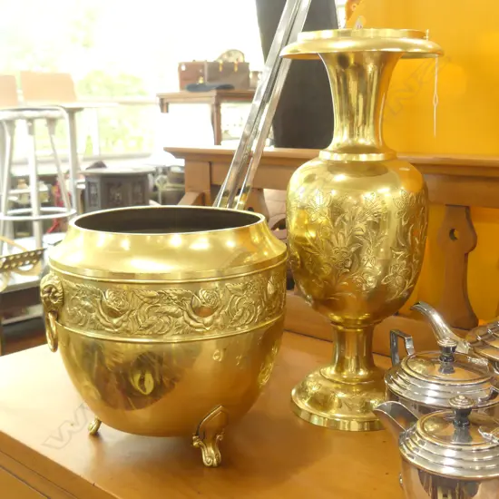 BRASS VASE +JARDINIERE H 400 MM
