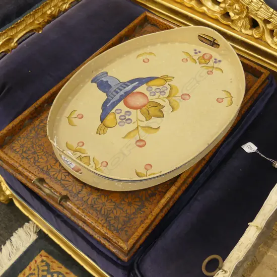 2 TRAYS; POKERWORK AND OVAL