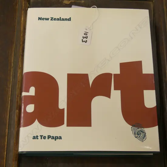 NZ ART AT TE PAPA BOOK