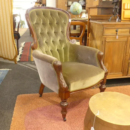 VICT STYLE GRANDFATHER CHAIR