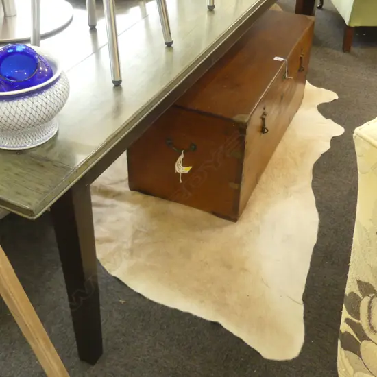 COW HIDE RUG L 2330 MM