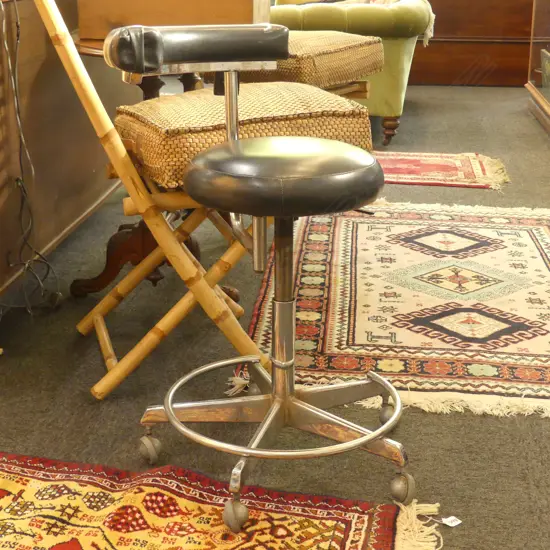 VINTAGE INDUSTRAIL TECHINICIAN CHAIR