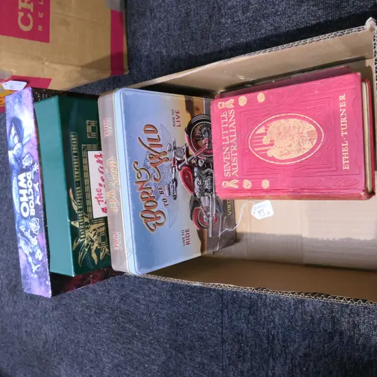 ASST LOT 2 BOOKS/HARLEY DAVIDSON TIN /AFRICAN QUEEN DVD/CARDS ETC