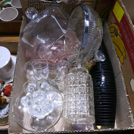 LOT ASST'D GLASS INCL DECANTER ETC