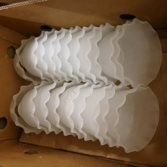 BOX LOT LIGHT SHADES