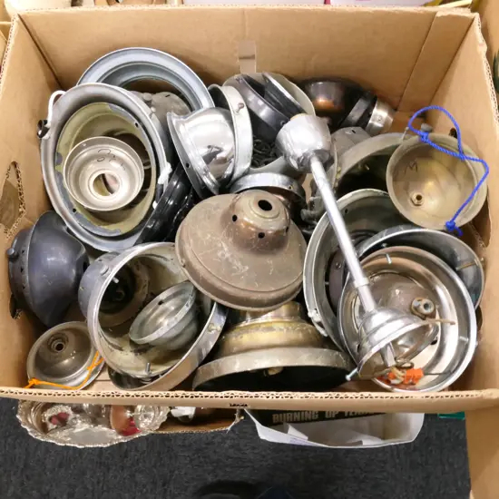 BOX LOT VINTAGE LIGHTING ATTACHMENTS