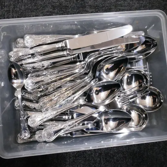 KINGS PATTERN CUTLERY SET - 44PC SIX PLACE SETTING - STAINLESS STEEL