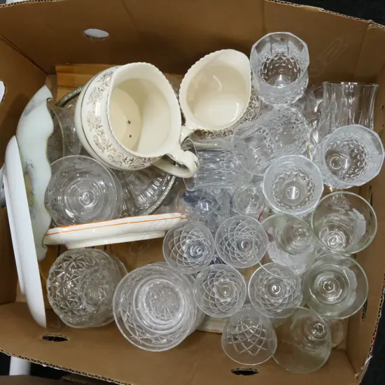 LOT ASST CRYSTAL AND CHINA