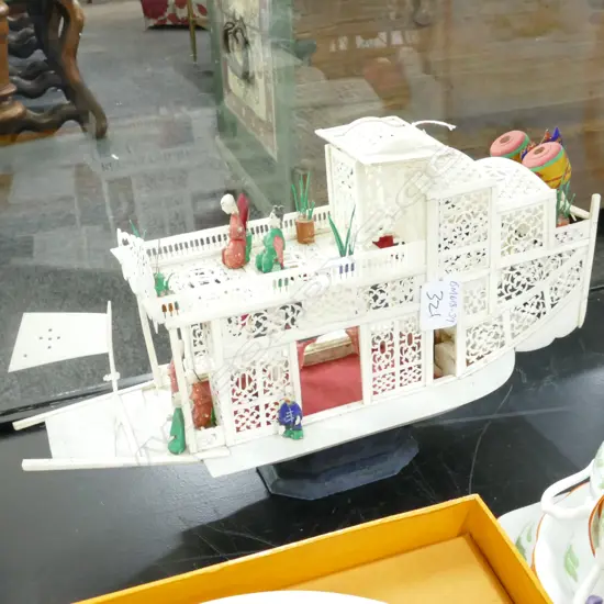 OLD CARVED BONE MODEL JUNK BOAT WITH FIGURES L.345MM