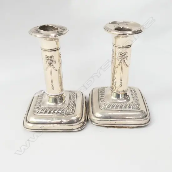 PAIR OF WEIGHTED STG SILVER CANDLESTICKS, BIRMINGHAM 1906 120MM H