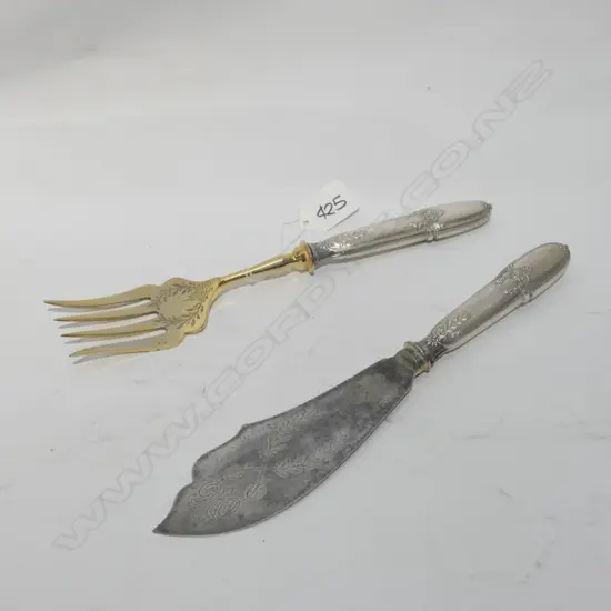 FISH SERVERS SILVER HANDLED