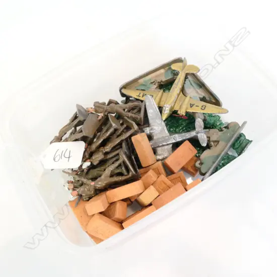 COLLECTION OF METAL TOY SOLDIERS, PLANES, LUKE ADAM BRICKS ETC