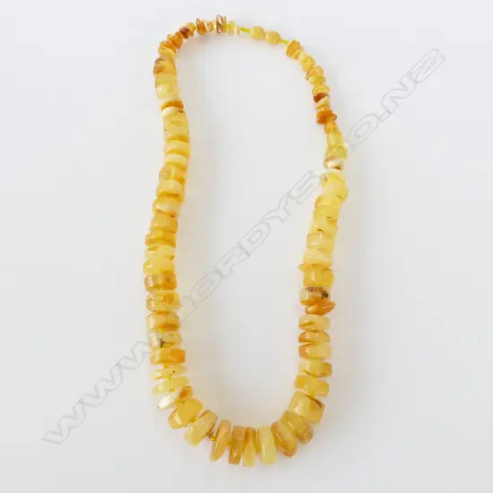 BALTIC AMBER NECKLACE