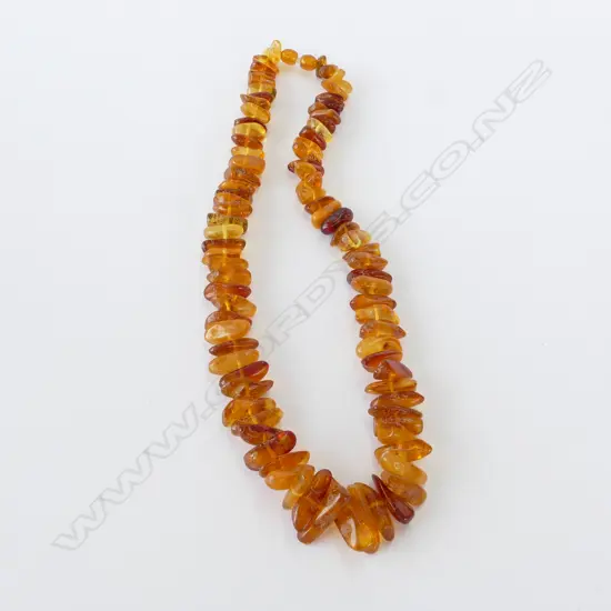 BALTIC AMBER NECKLACE