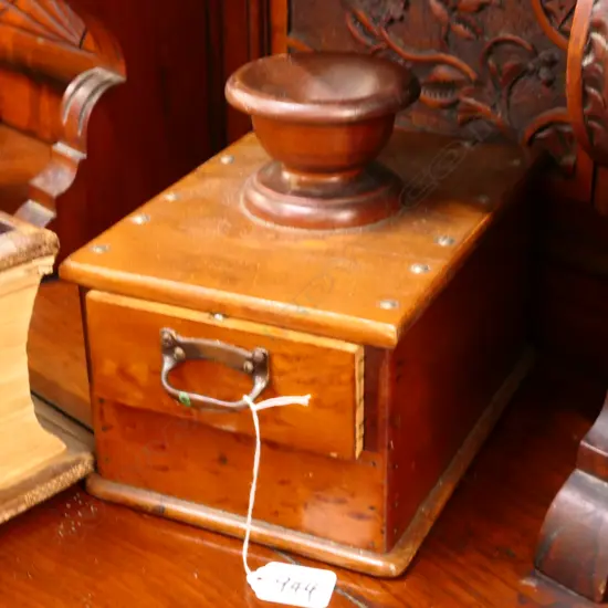 BLACKBALL MASONIC BOX 215MM L