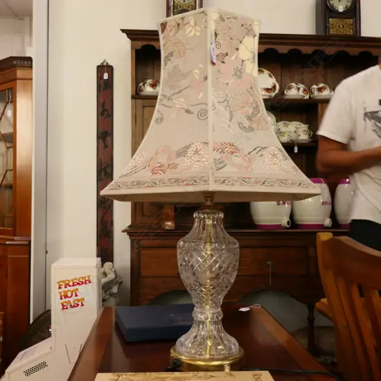 CUT CRYSTAL LAMP 700MM H