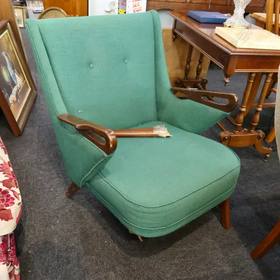 RETRO CHAIR (A/F) / FRAMES / TRAY / BED HEAD ETC