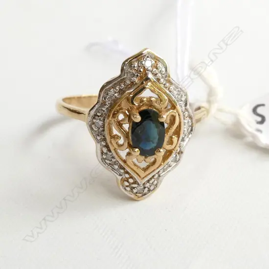 9CT SAPPHIRE & DIAMOND RING 