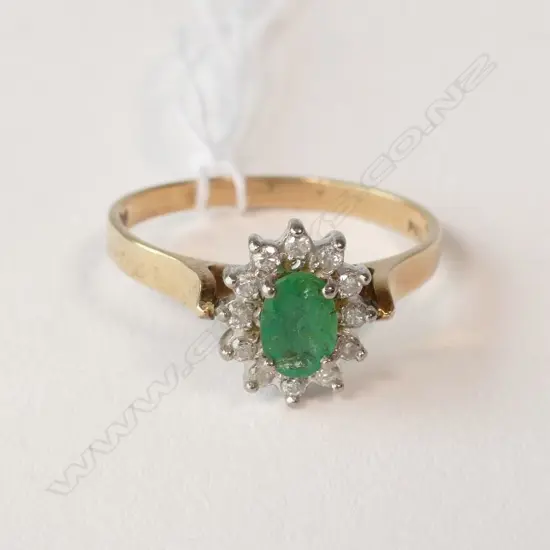 9CT GOLD EMERALD & DIAMOND RING