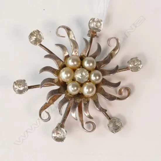 STERLING SILVER SUN BROOCH