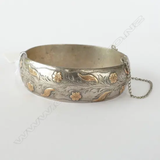 EARLY 29THC SILVER GOLD APPLIED HINGED BANGLE