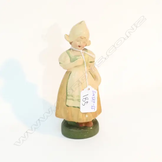 A c.1945 N.Z. Spartan Dutch girl figure