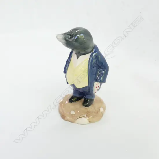 BESWICK FIGURE THE WIND IN THE WILLOWS MOLE